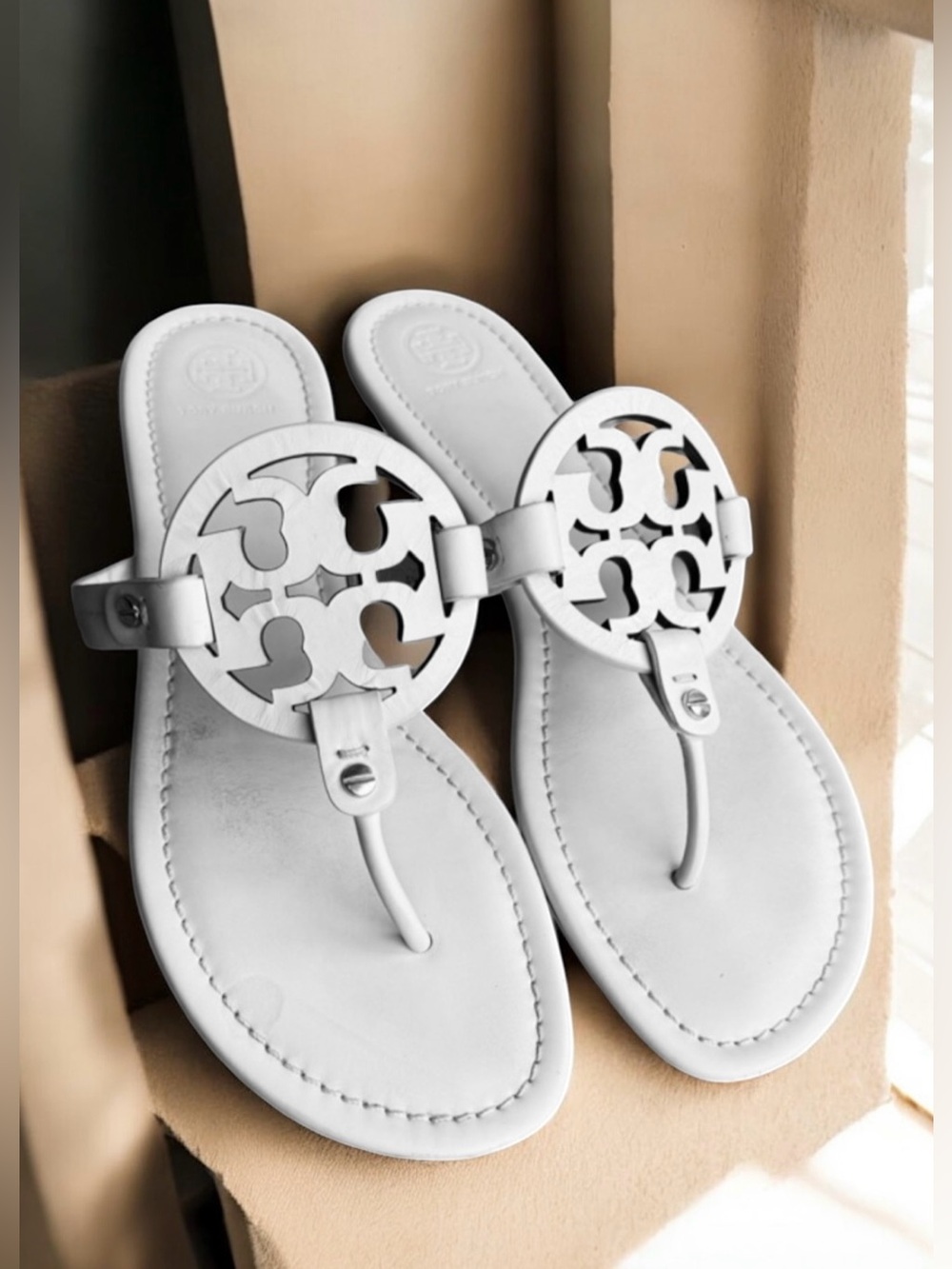 Tory Burch Miller Sandals White Leather Thong Slides